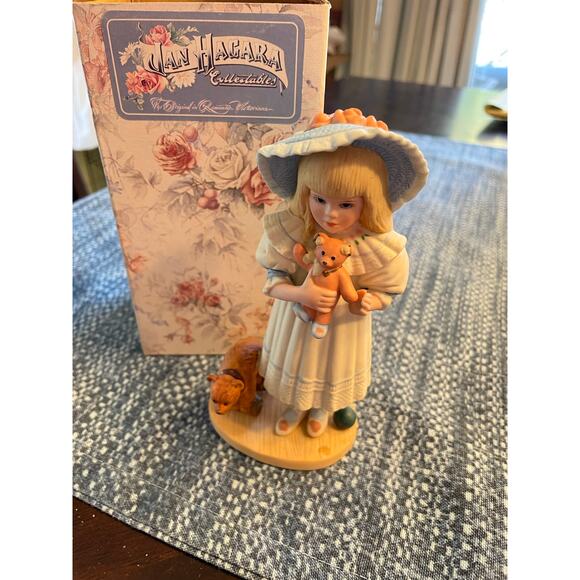 Jan Hagara Collectibles Shelley S20605 - Picture 3 of 5